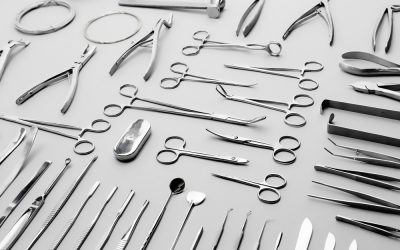 Close-up,View,Of,Big,Set,Of,Medical,Instruments,Used,For